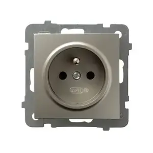 Розетка Ospel GP-1GZ/m/45, 16 A, IP20, сатин-сталь, 71×71×39 мм