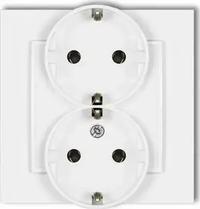 Dubultā Schuko kontaktligzda Karlik MGP-2s, 2×2P+Z ar zemi, balta
