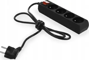 Удлинитель сетевой Plastrol W-98189 3 м, 4 розетки, 3-полюсный, 10 A, чёрный, с переключателем