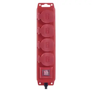 Pagarinātājs EMOS P14131 — 4x Type E kontaktligzdas, 250 V, 3 m kabelis, IP44, sarkans
