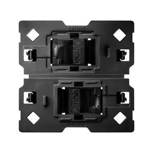 Розетка RJ-45 Kontakt-Simon 10002544-039, степень защиты IP20, сертификация CE, упаковка 70×195×65 мм