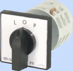 Рубильник поворотный Elektromet L-0-P 3P 12A IP65 с монтажной пластиной (модель 921202)