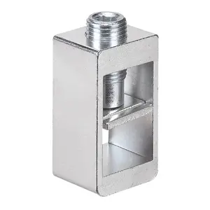 Аксессуар для щита распределения Legrand 26250 — габариты 102×112×88 мм
