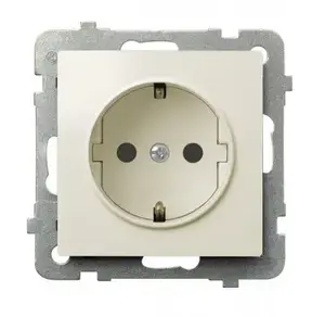 Sienas kontaktligzda Ospel GP-1YS/m/27 — 16 A, IP20, 71×71×40 mm