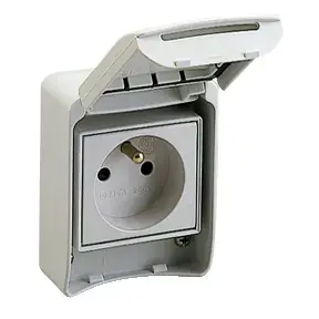 Розетка Schneider Electric 81140, 2P+E, IP65, 16 A, 250 V, серый, полимерный корпус