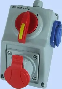 Electrical installation kit with O-I rotary switch 1x16A 4P 400V, 1x16A 250V IP54 — Elektromet 971615