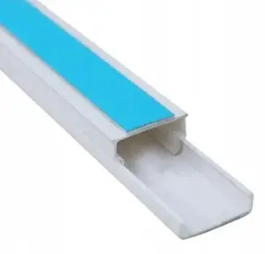 Elektroinstalācijas līste Legrand LNECO 20x12 ar pašlīmējošu lenti 2 m, modelis 638129