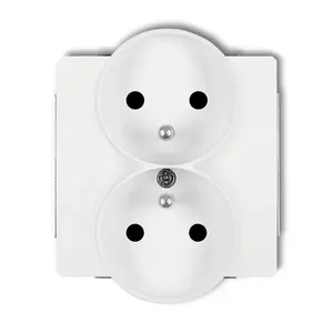 Розетка Karlik DGPR-2z, 250 В, 16 А, IP20