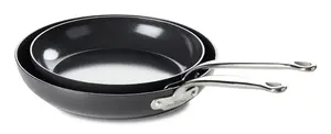 All-purpose pan GreenPan Barcelona Pro Round 28 cm, nonstick, black, 1.58 kg