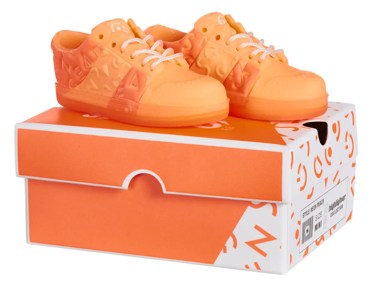 Miniverse Make It Mini Sneakers — mga entertainment Photo 6