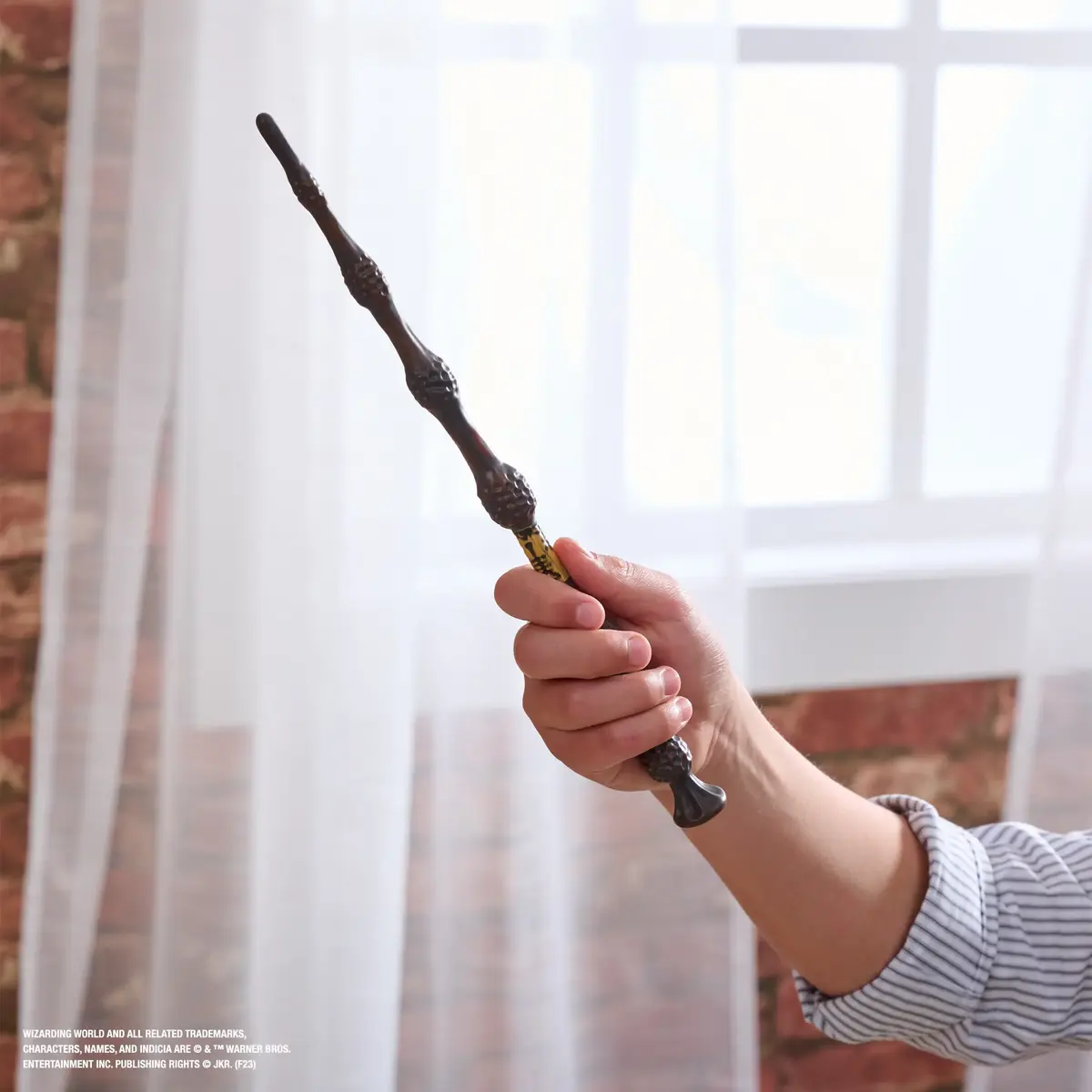 Collector Wand Spin Master — Albus Dumbledore 12-inch Photo 4