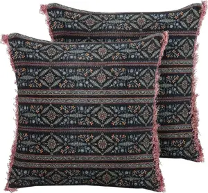 Decorative velvet throw pillows Beliani RUTA 45 x 45 cm, floral pattern with fringes, multicolour (pair)