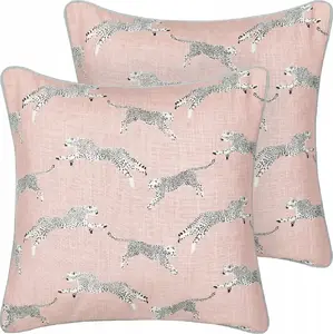 Decorative cotton cushions Beliani ARALES 45 x 45 cm set of 2, pink leopard print