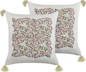 Decorative cotton cushion set Beliani CARISSA 45 x 45 cm with plant motif and fringes, multicolour, 2 pieces