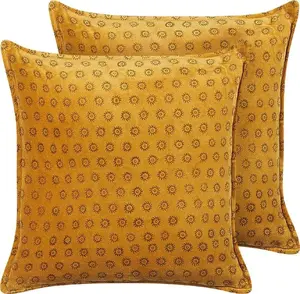 Decorative velour cushion Beliani RAPIS 45 x 45 cm, sun pattern, yellow
