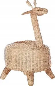 Woven rattan basket Beliani HAINAN – light natural finish, decorative storage basket