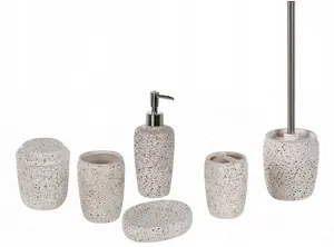 Bathroom accessory set Beliani PALMILLA, 6-piece, white