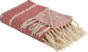 Blanket Beliani model NAIKHU 130 x 170 cm, red