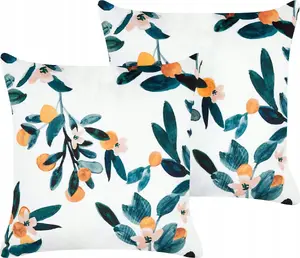 Decorative cushion set Beliani KNAUTIA 2 pieces 45x45 cm white with green leaf pattern