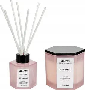 Scent set Beliani CLASSY TINT — soy candle and reed diffuser with bergamot fragrance