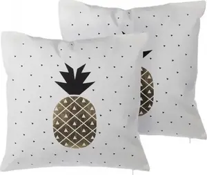 Beliani YASMIN Decorative Cotton Throw Pillows with Pineapple Pattern, White, Set of 2