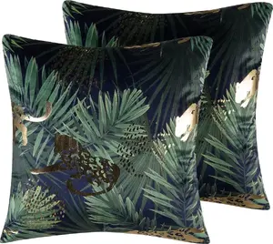 Decorative velvet cushion set Beliani BELLEROSE — 2 cushions, 45 x 45 cm, palm print, green
