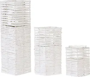 Lantern set Beliani 3-piece white — decorative outdoor/indoor lanterns