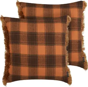 Decorative square cushion set Beliani BARJA 45 x 45 cm checked pattern with fringes, orange (2 pcs)