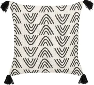 Decorative cotton cushion Beliani MAYS 45 x 45 cm geometric pattern white-black