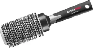 Keramiskā apaļā suka 42 mm BaByliss PRO BABCB3E — instruments matu fēnošanai un formēšanai