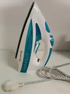 Паровой утюг Russell Hobbs Steam Iron Supreme Steam Pro — 2600 Вт, дополнительный пар 140 г/мин