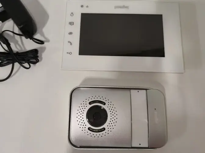 WiFi videodomofons 7'' ar 2 vadu savienojumu (Legrand) Photo 2