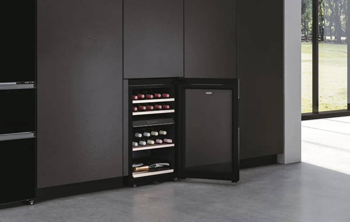 Haier Wine Bank 50 Serie 7 HWS42GDAU1 Wine Cooler Photo 9