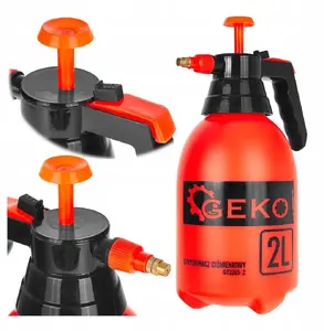 Spiediena smidzinātājs GEKO 2 L oranžs — rokas dārza smidzinātājs, modelis 5903418301248