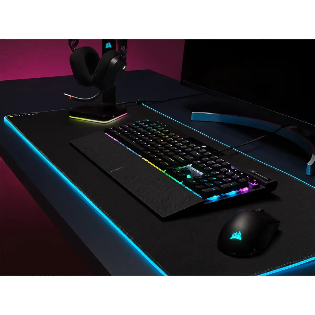 CORSAIR K70 RGB PRO spēļu tastatūra AZERTY Photo 17