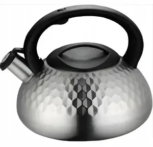 Nerūsējošā tērauda tējkanna Lumarko MWK 004 La Cuisinette, tilpums 3,0 l, modelis MWK 004