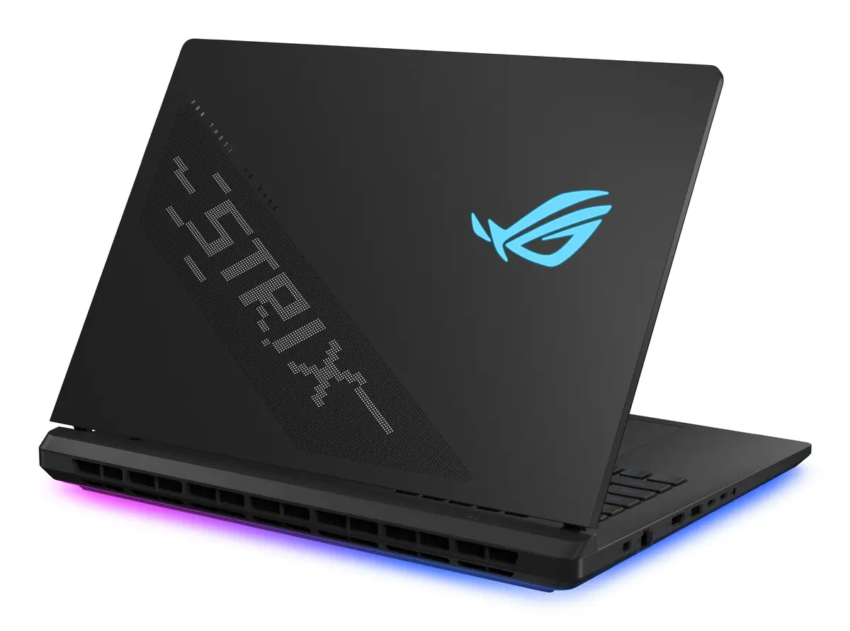 Asus ROG Strix Scar 18 G835LW gaming laptop Photo 19