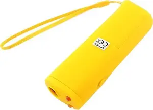 Apte dog trainer and deterrent 3-in-1 device with flashlight — Apte model 1638-uniw