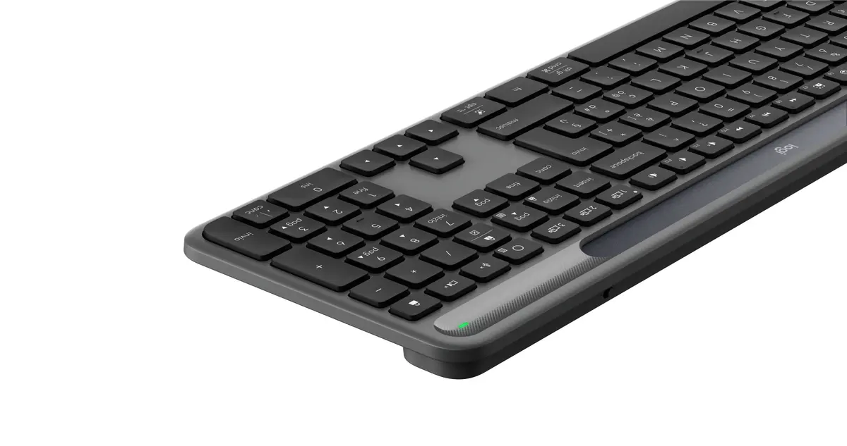 Logitech Signature Slim Solar+ K980 keyboard Photo 4