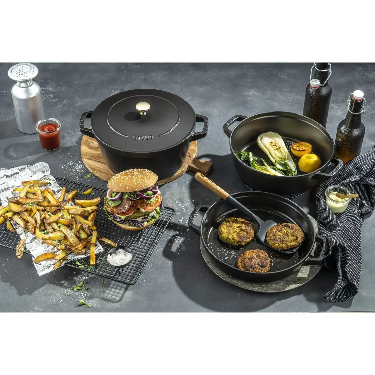 Staub La Cocotte apaļš čuguns katls 4,2 l Photo 9