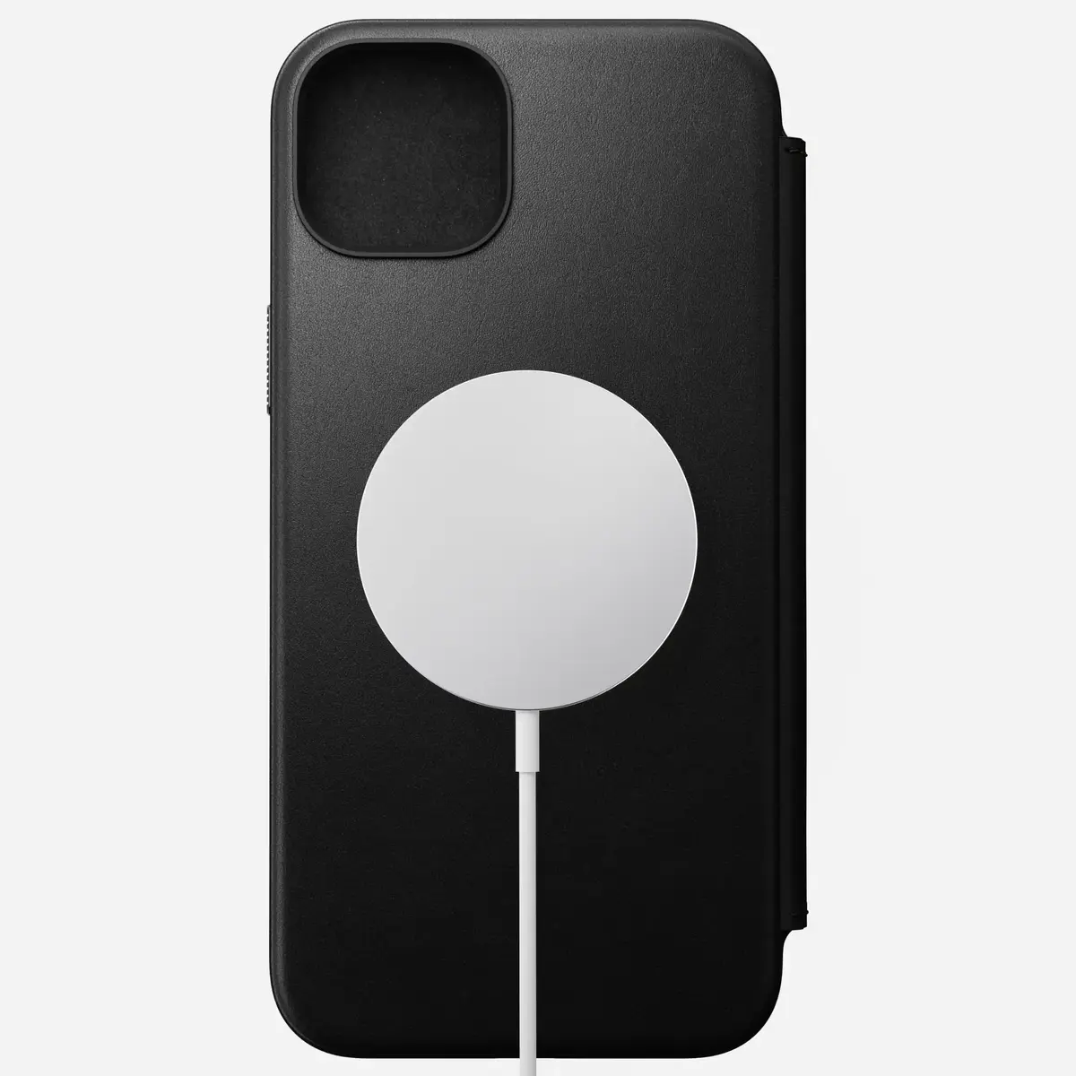 Nomad Modern Leather Folio — iPhone 15 Plus folio case Photo 2
