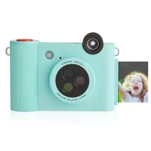 Instant camera Kodak Smile+ with 50.8 x 76.2 mm prints, Green, USB-C, built-in battery
