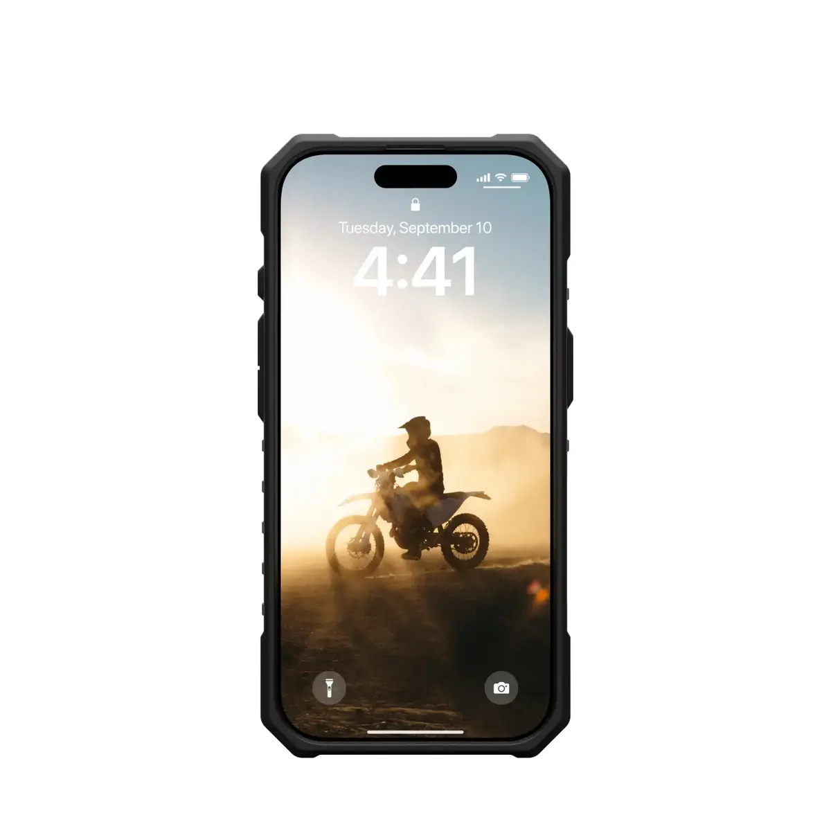 Urban Armor Gear Pathfinder cover for iPhone 16 Pro Photo 2