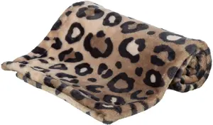 Throw blanket for dog/cat Trixie 374249 — plush polyester, 70 x 50 cm, brown