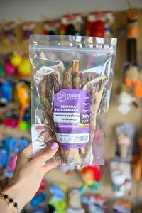 Artex Meat Stuff Twister no liellopa urīnpūsas 150 g — gardums suņiem (kucēniem un senioriem)