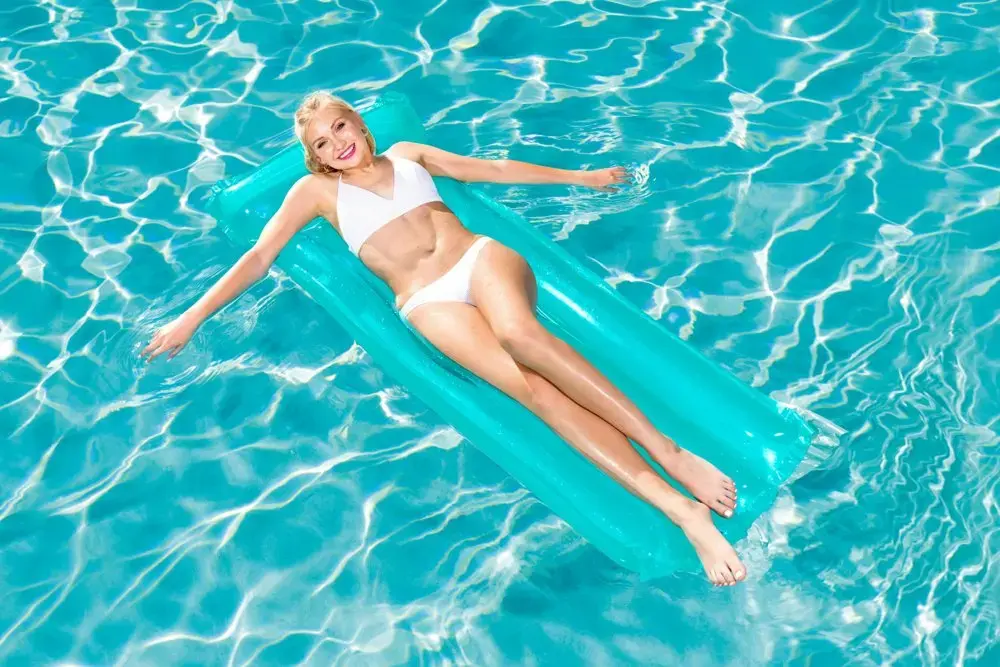 Bestway 9700 floating mattress for pool and beach Photo 2