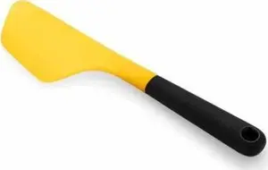 Silikona omletes lāpstiņa OXO Good Grips O-11282700 — dzeltena, karstumizturīga, piemērota nesanākošām virsmām