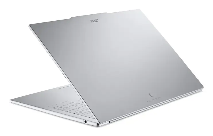 Klēpjdators Acer Swift Air 16 OLED SFA16-61M-R2T2 Photo 4