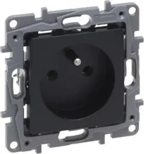 Розетка Legrand Niloe Selection 2P+Z 16A 250V без шторок с винтовыми клеммами антрацит