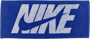 Dvielis NIKE Jacquard Towel Medium Graphic — vidēja izmēra žakarda kokvilnas pludmales un sporta dvielis